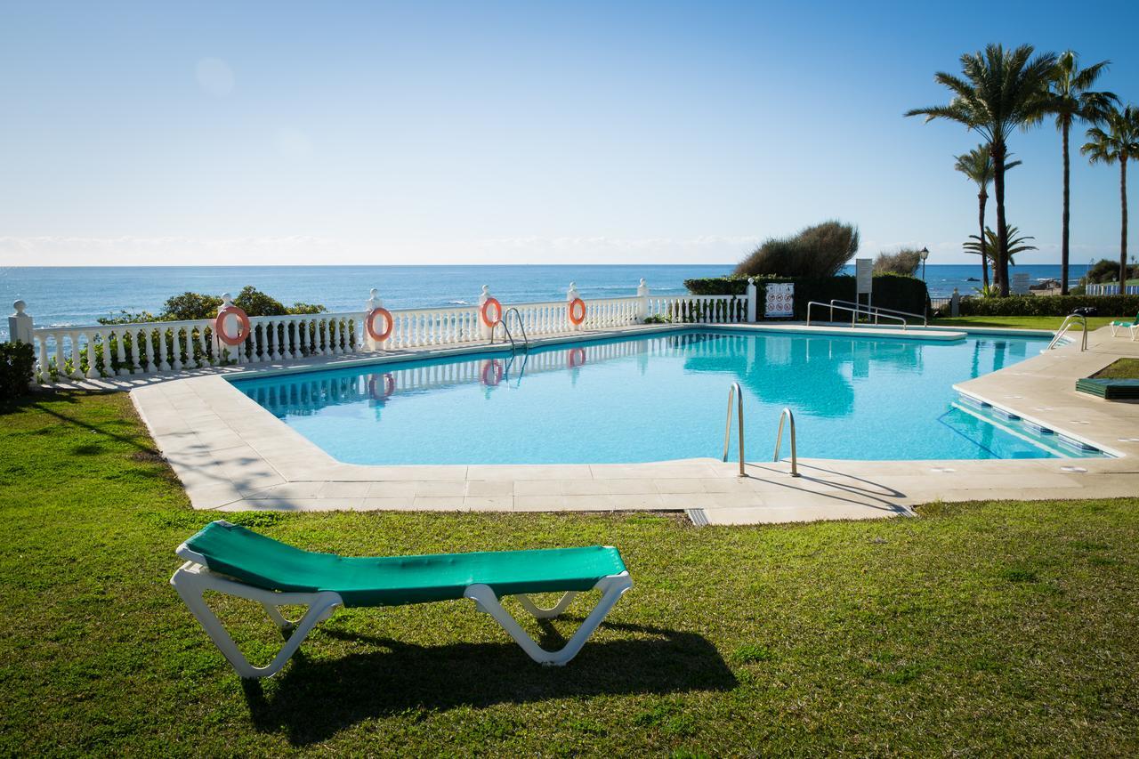Holidays2Riviera Sea Side Front Beach Sitio de Calahonda Exteriör bild
